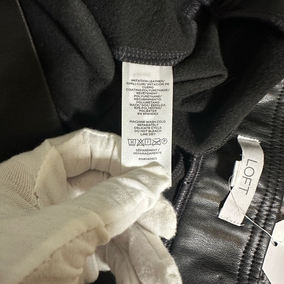 LOFT Faux Leather Leggings Size L - Picture 10 of 10